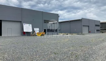 Barracão / Galpão / Depósito para alugar na do Oeste, 124, Pirabeiraba, Joinville por R$ 75.000