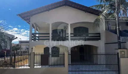 Casa com 6 quartos à venda na Avenida Barão do Rio Branco, 984, Balneário Enseada, São Francisco do Sul por R$ 950.000
