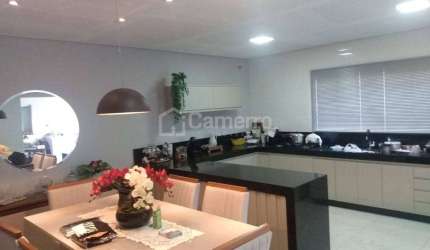 Casa com 6 dormitórios, sendo 2 suítes,  à venda, 256 m² por R$ 740.000 - Jardim Altos do Klavin -