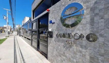 Embaixador II à venda no bairro da Jatiúca, Maceió - AL
