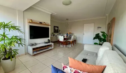 Apartamento a venda na Ponta Verde, 03 quartos sendo 1 suite por R$550.000,00