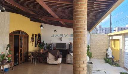 Casa Mobiliada de 3 Quartos e 2 Suítes no Tabuleiro do Martins-R$ 490.000,00