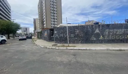 Oportunidade de Montar sua empresa na Jatiuca. Casa com potencial comercial - R$