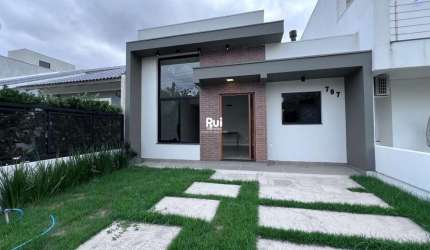 Casa à venda em Porto Alegre - Bairro Hípica - Jardins do Prado