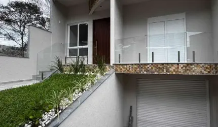 Casa com 3 quartos à venda no São Luiz, Caxias do Sul  por R$ 750.000
