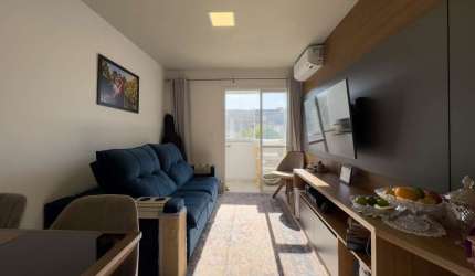 Apartamento com 2 quartos à venda no Cinqüentenário, Caxias do Sul  por R$ 350.000