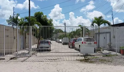 Casa para Venda em Eusébio, Vereda Tropical, 2 dormitórios, 2 suítes, 2 banheiros, 2 vagas