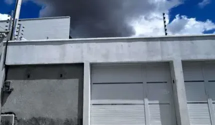 Casa para Venda em Fortaleza, Parangaba, 3 dormitórios, 1 suíte, 2 banheiros, 2 vagas