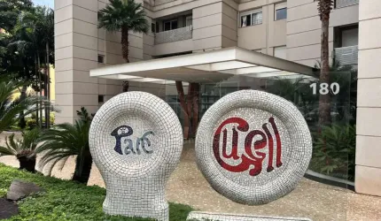 Apartamento à venda no Edifício Parc Guell com 3 suítes em Londrina