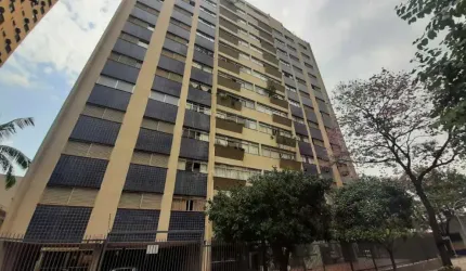 Apartamento à venda no Edifício Marchezini localizado na região central de Londrina