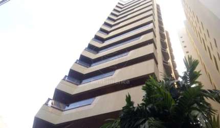 Apartamento no Residencial Casabella na região Central de Londrina contendo 3 suítes.