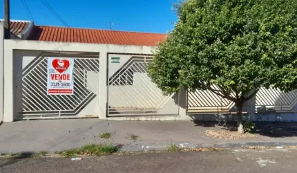 Casa para venda em Londrina no Jardim Santa Monica, com 180m² área útil