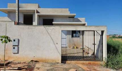 Casa à venda no Bairro Jacutinga com 3 quartos, sendo 1 suíte