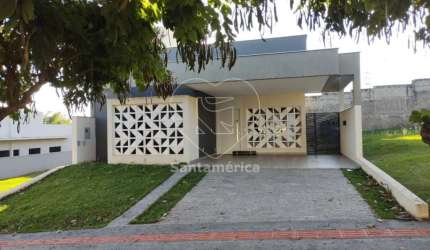 Casa à venda no Araçari - Parque Tauá, contendo área de 268m².