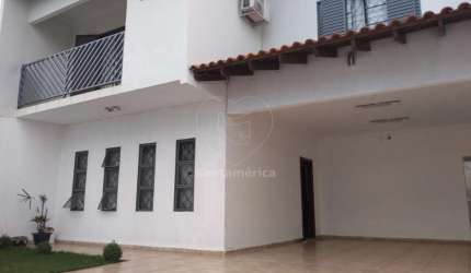 Sobrado à venda no Bairro Caravelle - com 4 dormitórios sendo 1 suíte