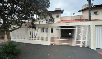 Casa de 2 andares para venda com 3 quartos e suíte próximo ao Norte Shopping