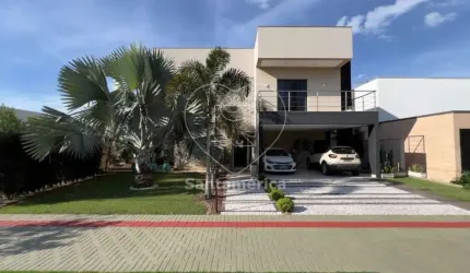 Casa à Venda no Condomínio Sun Lake Residence com 4 Dormitórios e 3 Suítes em Londrina