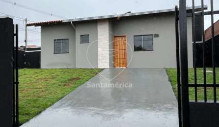 Casa com 2 Quartos e Quintal na Região Norte de Londrina para Venda e Aluguel