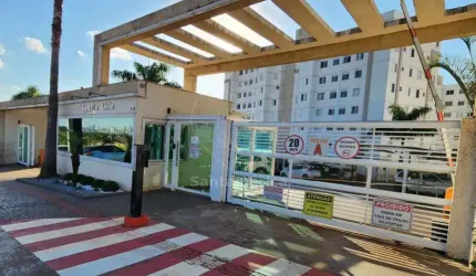 Apartamento com armários planejados à venda