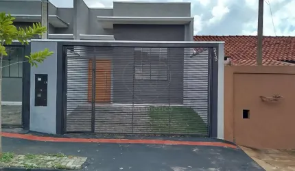 Casa germinada à venda com 3 Quartos na Região Norte de Londrina