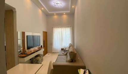 Casa semi mobiliada para locação  com 3 quartos sendo 1 suíte na região Leste de Londrina
