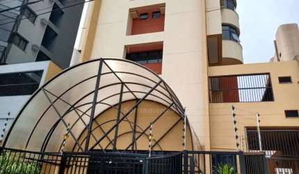 Apartamento à venda na região central de Londrina com 1 dormitório.