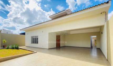 Casa Alto Padrão à Venda com 4 quartos, sendo 3 suítes na Região Sul de Londrina