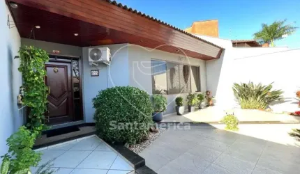 Casa à venda na região Sul de Londrina com 5 dormitórios sendo 2 suítes, e piscina