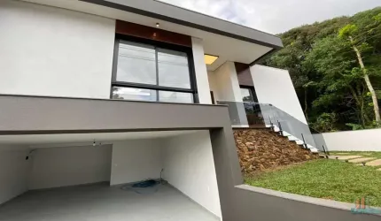 Casa com 3 quartos à venda na Rua Padre Gerônimo Rossi, 305, Ana Rech, Caxias do Sul por R$ 930.000