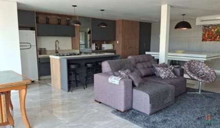 Casa com 3 quartos à venda na Rua Padre Aquilino Franceschet, 287, Colina Sorriso, Caxias do Sul por R$ 1.990.000