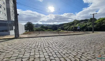 Terreno à venda na Rua Antônio Broilo, São Luiz, Caxias do Sul por R$ 750.000