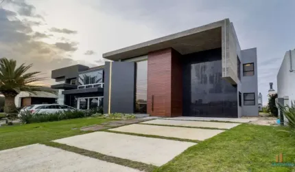Casa em condomínio fechado com 4 quartos à venda na Avenida Diamante, 1173, Condomínio Riviera Xangri-Lá, Xangri-Lá por R$ 2.299.000
