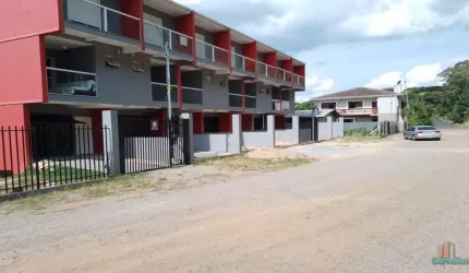 Casa com 2 quartos à venda na Rua Rodolfo Pasqualetto, 1320, Colina Sorriso, Caxias do Sul por R$ 590.000