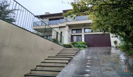 Casa com 3 quartos à venda na Rua Francisco Magni, 176, Medianeira, Caxias do Sul por R$ 850.000
