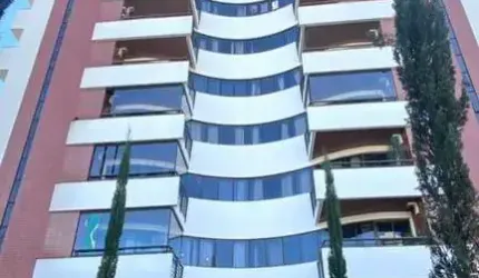 Apartamento com 3 quartos à venda na Rua Carlos Giesen, 1355, Exposição, Caxias do Sul por R$ 1.350.000