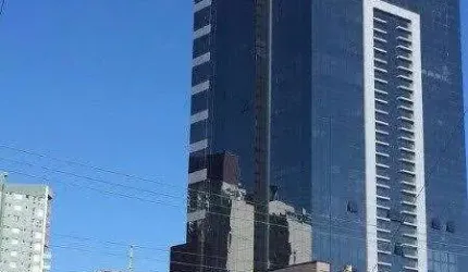 Ponto comercial à venda na Rua Visconde de Pelotas, 001, Exposição, Caxias do Sul por R$ 1.000.000
