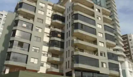 Apartamento com 3 quartos à venda na Avenida São Leopoldo, 1619, São Leopoldo, Caxias do Sul por R$ 600.000