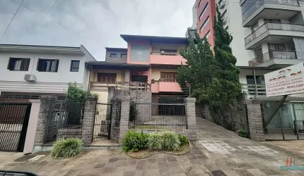 Casa com 3 quartos à venda na Rua João Alcino Sturmer, 663, Santa Catarina, Caxias do Sul por R$ 2.750.000