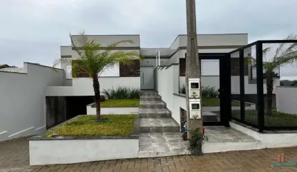 Casa com 3 quartos para alugar na Rua Luizina Bonatto Bertoni, 116, Salgado Filho, Caxias do Sul por R$ 3.000
