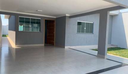 Linda Casa terrea no Parque Vila Verde - Formosa - GO