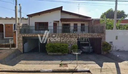 Casa com 3 quartos à venda na Rua Presidente Alves, 526, Jardim Flamboyant, Campinas, 233 m2 por R$ 850.000
