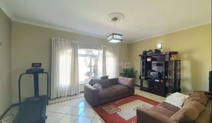 Casa com 5 quartos à venda na Rua Basílio de Magalhães, 109, Parque Taquaral, Campinas, 300 m2 por R$ 1.350.000