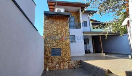 Casa com 3 quartos à venda na Rua Maria das Dores Cavalheiro Leme, 61, Parque Jambeiro, Campinas, 216 m2 por R$ 727.000