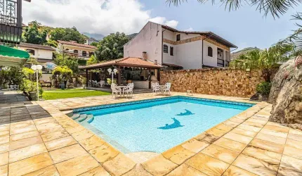 Casa à venda em Rio de Janeiro, Jacarepaguá, com 5 suítes, com 450 m², Eldorado