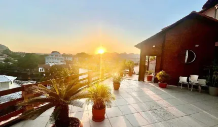 Casa à venda em Rio de Janeiro, Jacarepaguá, com 6 quartos, com 815 m², Eldorado