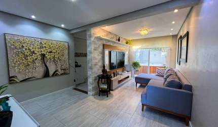 Casa Térrea em Condomínio com 3 dormitórios e Jacuzzi