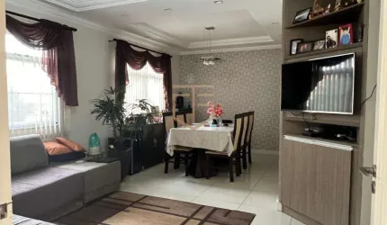 Casa térrea à venda no Condomínio Porto do Sol, região de Betel, em Paulínia/SP.