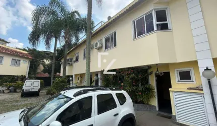 Triplex com Área Gourmet e Vista Privilegiada no condomínio Parque das Palmeiras próximo ao centro da Taquara, RJ.