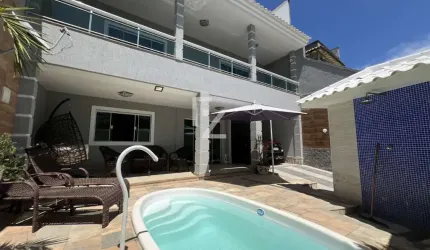 Casa triplex 3 Quartos c/ suíte + incrível área de lazer - Condomínio Fechado na Taquara