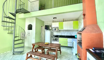 SOBRADO COM 4 QUARTOS NA VILA INDUSTRIAL